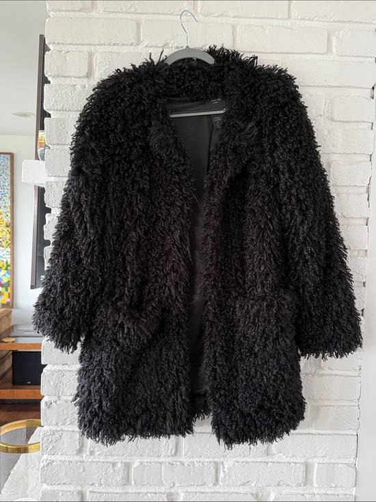 Smythe Jackets & Blazers - Smythe Black Faux Fur Teddy Coat EUC Small